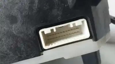 Peça sobressalente para automóvel em segunda mão display gps / multimídia por toyota prius (nhw30) plug-in hybrid advance referências oem iam 766491360 766468310 766491360