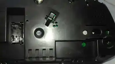 Peça sobressalente para automóvel em segunda mão quadrante por bmw serie 1 berlina (e81/e87) 118i referências oem iam 102495262  ik912259101w