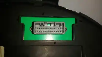 Peça sobressalente para automóvel em segunda mão quadrante por renault clio iii authentique referências oem iam 8200761865s  8200761865