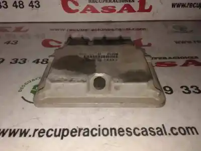 Peça sobressalente para automóvel em segunda mão centralina de motor uce por audi a3 (8l) 1.8 20v referências oem iam 06a906018ak  0261204675