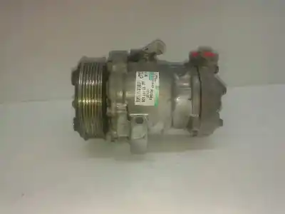 Peça sobressalente para automóvel em segunda mão COMPRESSOR DE AR CONDICIONADO A/A A/C por OPEL CORSA C  Referências OEM IAM 13197538 1513F R134A