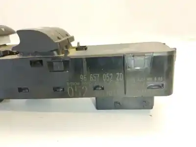 Peça sobressalente para automóvel em segunda mão botão / interruptor elevador vidro dianteiro esquerdo por ds 4 1.6 blue-hdi fap referências oem iam 96657052zd  30170383