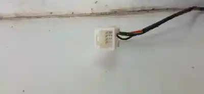 Peça sobressalente para automóvel em segunda mão espelho retrovisor direito por dacia logan * referências oem iam 8200240597  