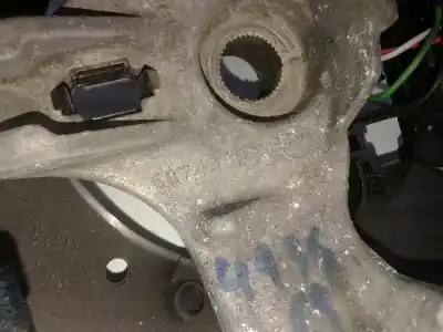 Peça sobressalente para automóvel em segunda mão volante por renault clio iii pack authentique referências oem iam 607409899  