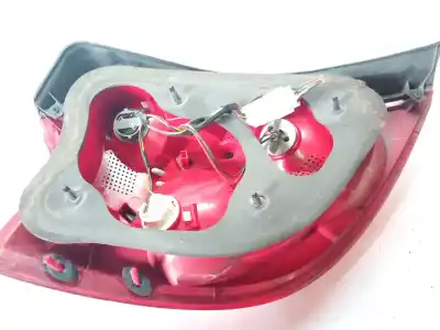 Peça sobressalente para automóvel em segunda mão farolim traseiro esquerdo por kia cee´d active referências oem iam 165606  