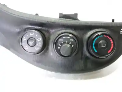 Peça sobressalente para automóvel em segunda mão comando de sofagem (chauffage / ar condicionado)  por toyota yaris active referências oem iam   