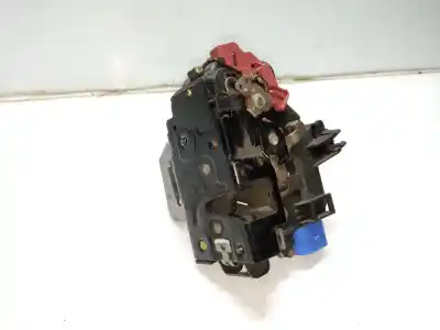 Pezzo di ricambio per auto di seconda mano SERRATURA PORTA ANTERIORE SINISTRA per AUDI A3 (8P)  Riferimenti OEM IAM 4E1837015  