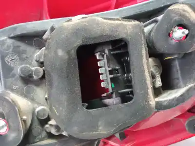 Pezzo di ricambio per auto di seconda mano lampada posteriore sinistra per opel corsa d innovation riferimenti oem iam 13186350  89038960a