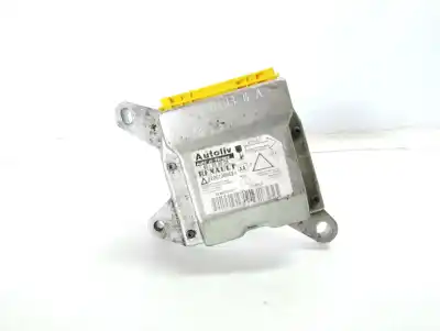 Pezzo di ricambio per auto di seconda mano centralina airbag per renault laguna ii grandtour (kg0) privilege riferimenti oem iam 8200138952  21619103