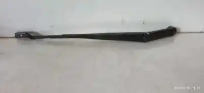 Pièce détachée automobile d'occasion bras d essuie-glace avant droit pour toyota c-hr (_x1_) 1.2 (ngx10_) références oem iam 85211f4011