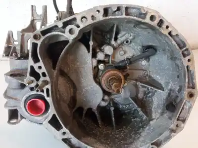 Recambio de automóvil de segunda mano de caja cambios para renault megane ii berlina 3p 1.9 dci diesel 120 cv / 88 kw referencias oem iam nd0002 nd0002a110393 8200156391