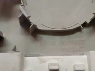 Автозапчасти б/у внутренний свет за citroen c4 picasso ii 1.2 thp 130 ссылки oem iam 9678124177  97786a0