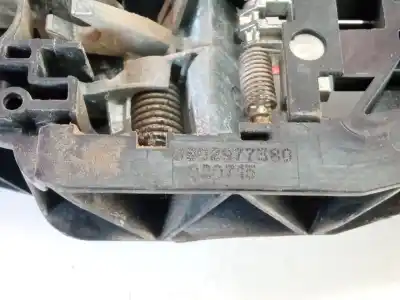 Pezzo di ricambio per auto di seconda mano serratura porta anteriore sinistra per citroen c4 picasso ii 1.2 thp 130 riferimenti oem iam 9810310380  9660525480