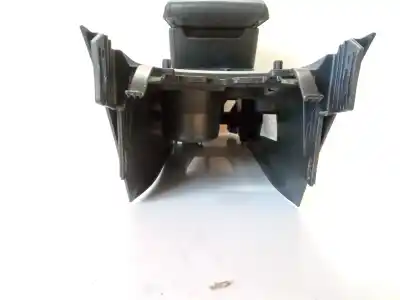 Автозапчастина б/у центральний подлокник для seat leon sc (5f5) i-tech ecomotive посилання на oem iam 5f0863243  5f0864207b