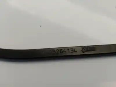 Second-hand car spare part front right windshield wiper arm for opel corsa e 120 aniversario ecoflex oem iam references 13284134  