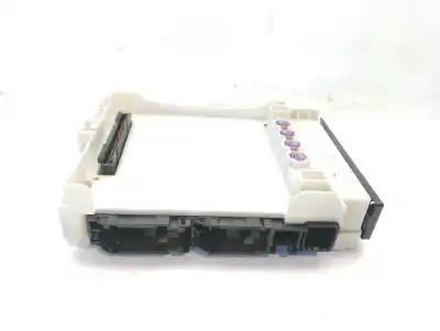 Peça sobressalente para automóvel em segunda mão caixa de fusíveis e relés por toyota rav 4 executive hybrid referências oem iam 8273042890