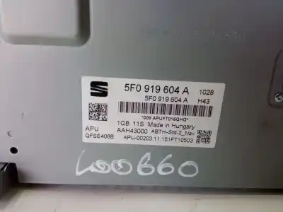 Second-hand car spare part audio system / radio cd for seat leon sc (5f5) i-tech ecomotive oem iam references 5f0919604a  5f0919604a