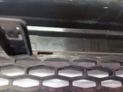 Second-hand car spare part front grille for land rover evoque dynamic oem iam references lr027320  bj32280b11ab8lqv