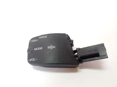 Peça sobressalente para automóvel em segunda mão comandos do volante por ford focus cabrio (ca5) titanium referências oem iam 1318961