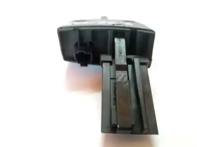 Pièce détachée automobile d'occasion commande au volant pour ford focus cabrio (ca5) titanium références oem iam 1318961  