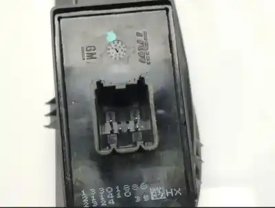 Pezzo di ricambio per auto di seconda mano comandi alzacristalli posteriore sinistro per opel astra j (p10) 1.7 cdti (68) riferimenti oem iam 13301888  13258639