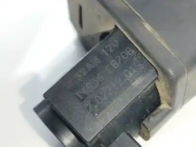 Second-hand car spare part additional air valve for nissan navara pick-up (d40m) double cab xe 4x4 oem iam references 14956eb70b  70221201