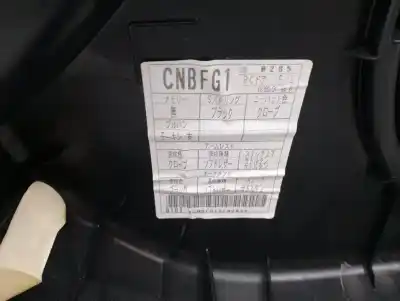 Peça sobressalente para automóvel em segunda mão forra / revestimento da porta dianteira esquerda por lexus rc 300h referências oem iam 6762024750c2  