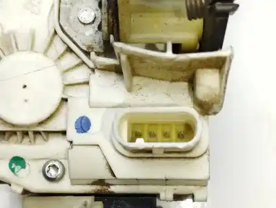 Second-hand car spare part left front door lock for dodge caliber se oem iam references 4589409aa  04589409ac