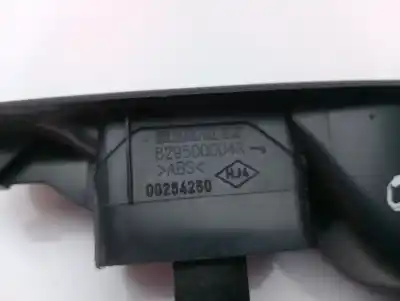 Second-hand car spare part rear right power window switch for renault scenic iii bose edition oem iam references 829500004r  