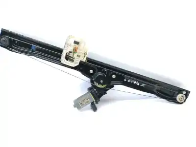 Recambio de automóvil de segunda mano de ELEVALUNAS DELANTERO IZQUIERDO para IVECO DAILY FURGÓN  referencias OEM IAM 5801901053  