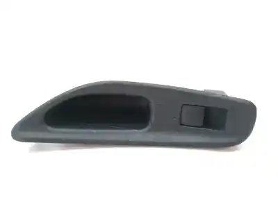 Peça sobressalente para automóvel em segunda mão botão / interruptor elevador vidro traseiro direito por toyota yaris hybrid active referências oem iam 74271k0090