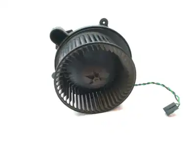 Pièce détachée automobile d'occasion MOTEUR DE CHAUFFAGE pour JEEP GR. CHEROKEE (WH)  Références OEM IAM 68020234AA  