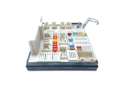 Pezzo di ricambio per auto di seconda mano scatola relè/fusibili per renault kangoo (f/kc0) authentique riferimenti oem iam 8200481866  8200481866j