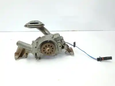 Pezzo di ricambio per auto di seconda mano bomba a olio per chrysler grand voyager v (rt) 3.3 riferimenti oem iam 68138644aa