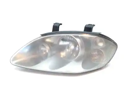 Second-hand car spare part left headlight for ssangyong rodius 2.7 turbodiesel cat oem iam references 8310121303  