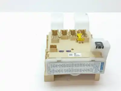 Peça sobressalente para automóvel em segunda mão caixa de fusíveis e relés por toyota rav 4 active referências oem iam 8273042750