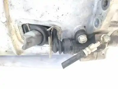 Автозапчасти б/у коробка передач за nissan navara pick-up (d40m) * ссылки oem iam 32010vk510  