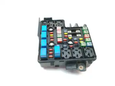 Peça sobressalente para automóvel em segunda mão caixa de fusíveis e relés por kia pro cee´d (ed) 1.6 crdi 90 referências oem iam 919501h040  