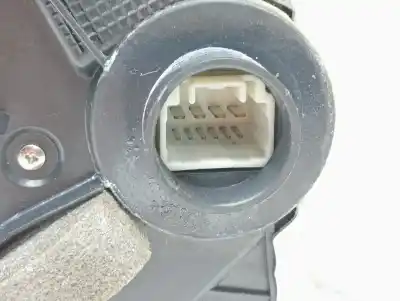 Second-hand car spare part front right door lock for lexus rx 400h oem iam references 6903048070  