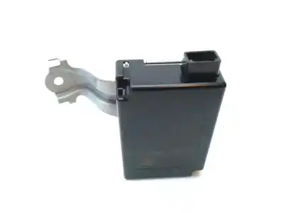 Автозапчастина б/у електронний модуль для lexus ct 200h посилання на oem iam 8976076051  