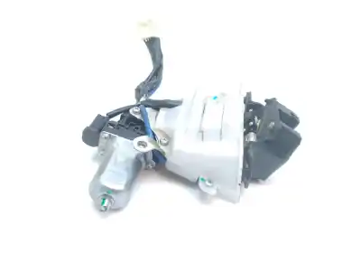 Second-hand car spare part trunk lock for lexus rx 400h oem iam references 6935048050  