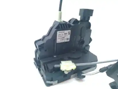 Second-hand car spare part left front door lock for opel corsa e color edition ecoflex oem iam references 13431841