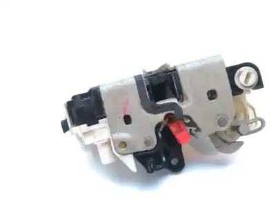 Second-hand car spare part rear right door lock for dodge caliber se oem iam references 4589414aa  