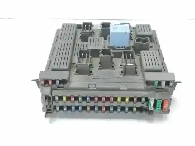 Pièce détachée automobile d'occasion BOÎTES À FUSIBLES pour PEUGEOT 607 (S2)  Références OEM IAM 9641958680  
