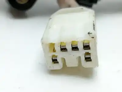 Second-hand car spare part driver left window regulator for mazda premacy (cp) 2.0 td oem iam references 8620400024  cm010440g