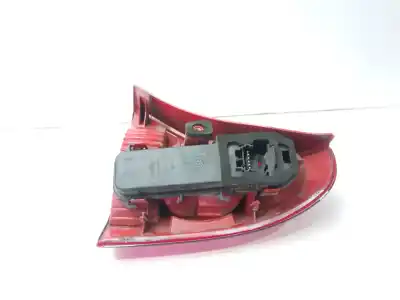 Second-hand car spare part left tailgate light for renault clio ii fase ii (b/cb0) 1.5 dci diesel 65 cv / 48 kw oem iam references 8200917488  