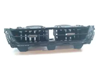 Pezzo di ricambio per auto di seconda mano griglia di aerazione per toyota corolla (e21) hybrid active riferimenti oem iam 1316385