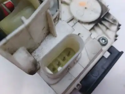 Second-hand car spare part front right door lock for dodge caliber 2.0 crd oem iam references 04589416ae  