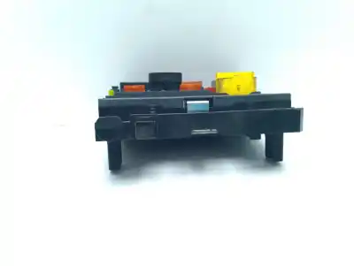 Second-hand car spare part fuse box unit for citroen c4 picasso 2.0 hdi fap oem iam references 6500hk  9667044880