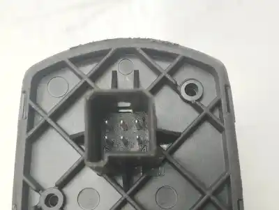 Second-hand car spare part right front power window switch for opel corsa d selective oem iam references 13189333  